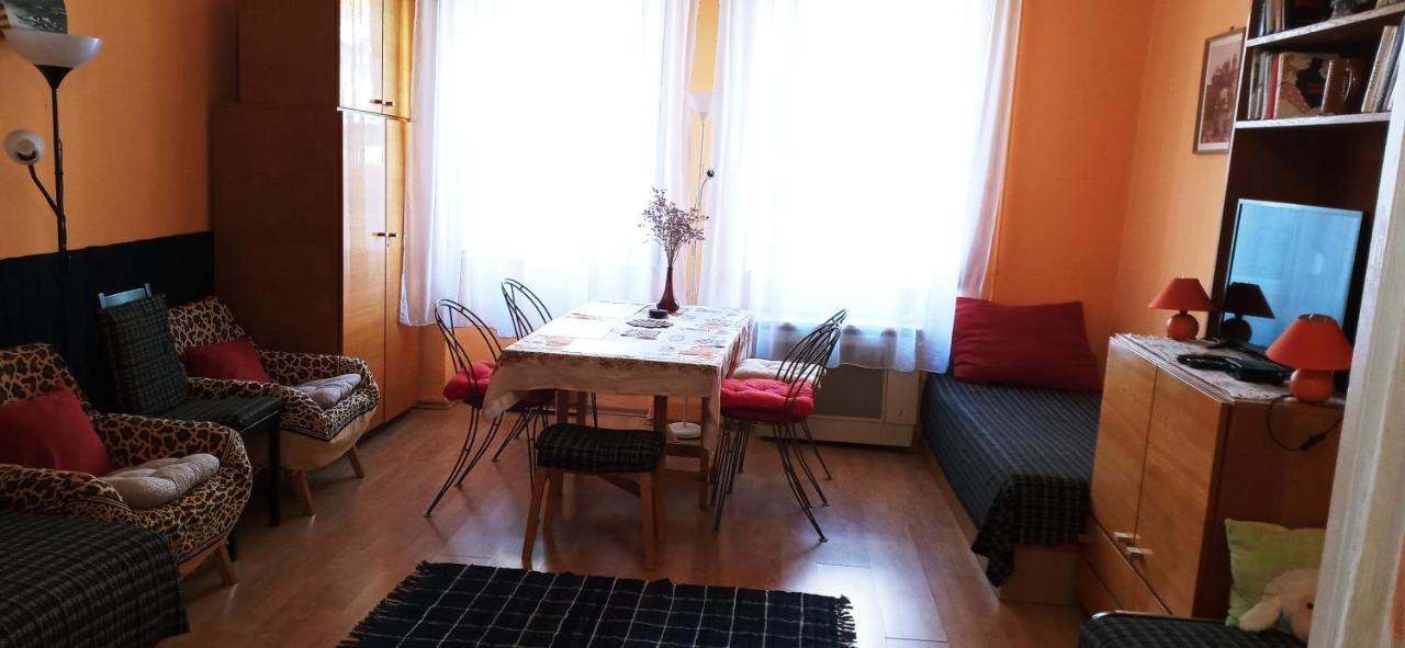 Minigarden Hause Lejlighed Eger Eksteriør billede